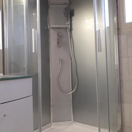 公寓 Centre- Small Pied-a-terre Near Beaches